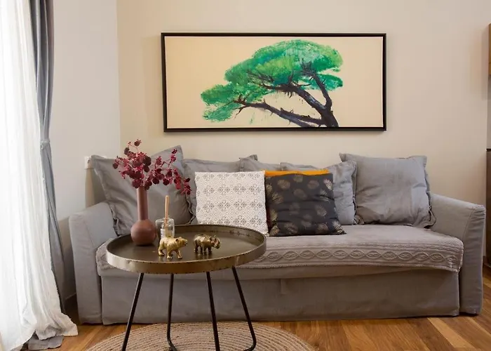 Opsis City Suite M